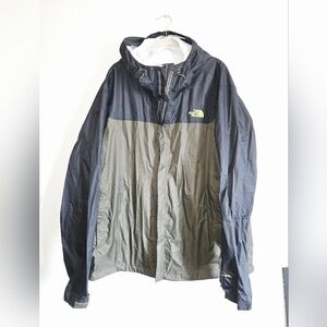 The North Face Men's Lightweight Jacket - Black and Gray